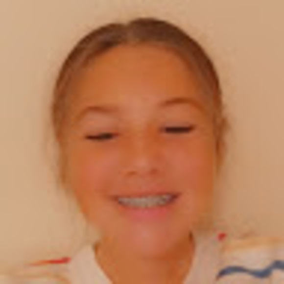 Meet your Posher, Addison - Picture 1 of 1